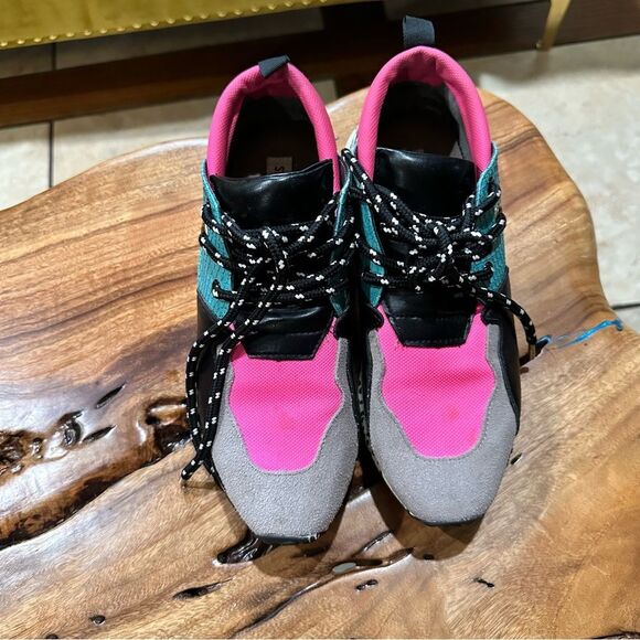 Steve Madden Cheetah Leopard Print Hot Pink Cliff Sneakers Size 8 - Picture 3 of 8